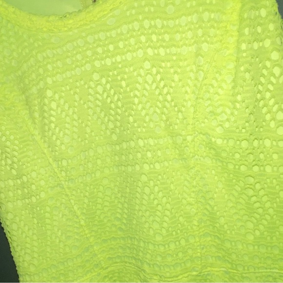 Express Neon Yellow Lace skater dress - Picture 4 of 7